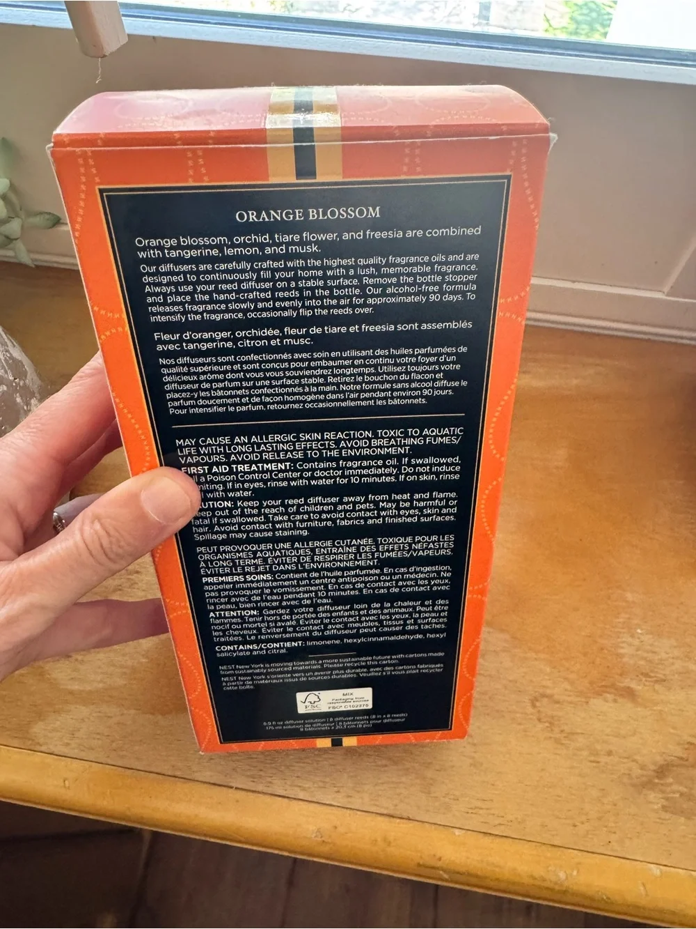 NEST Fragrances Orange Blossom Reed Diffuser – Orange with Navy Accent